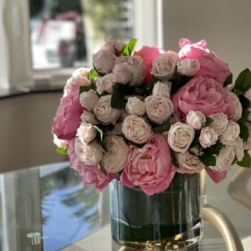 Spring Bloom Bouquet in 18 cm Glass Cylinder with Leaf