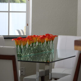 36″ Casa Moderna glass plate planter with mango callas