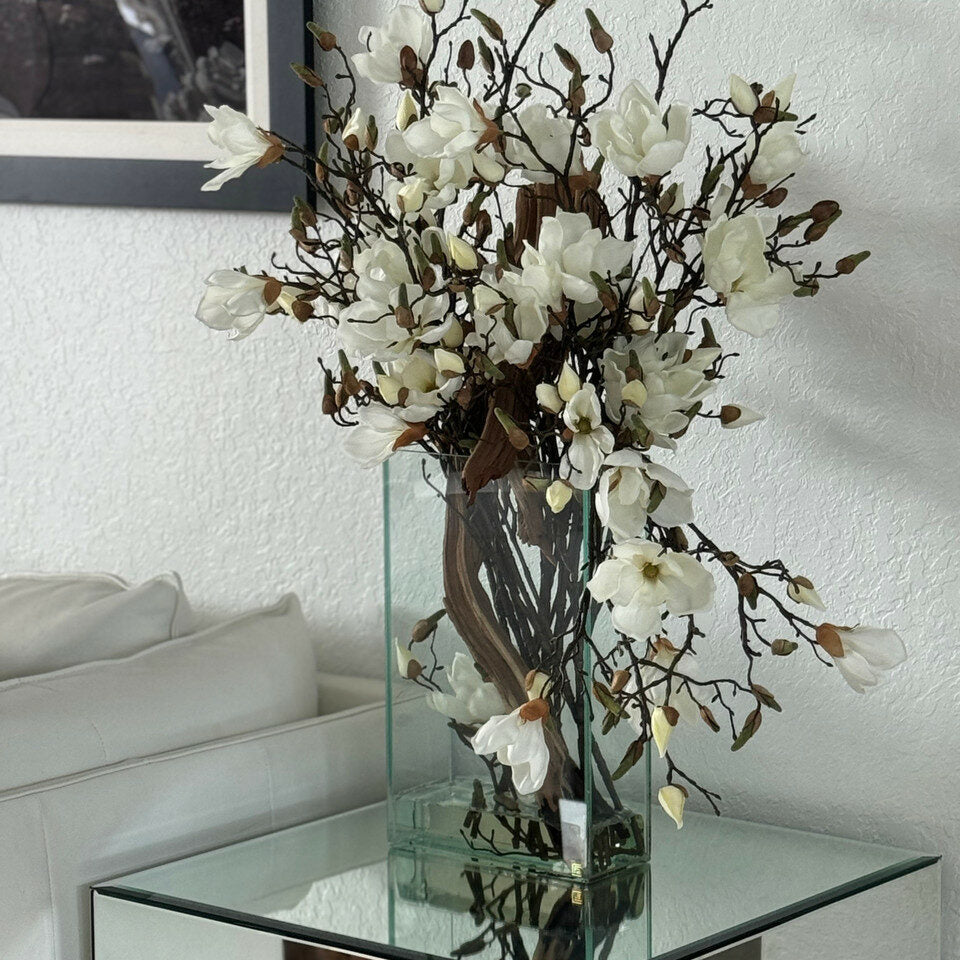 White Magnolias in 16″ Tall Casa Moderna